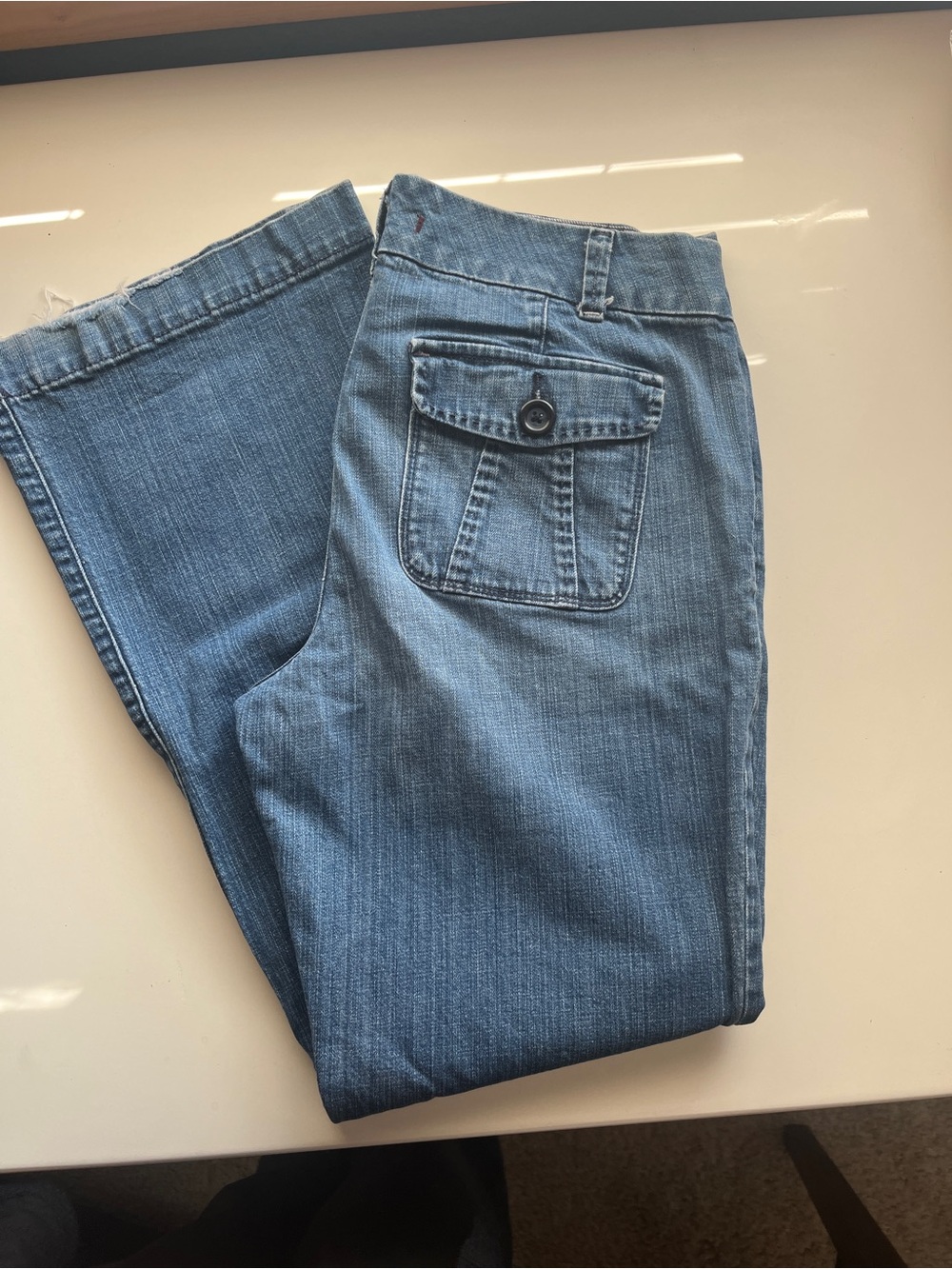 GAP Y2K Limited Edition Style Flare Jeans with Button Flap Pockets Stitch Accent